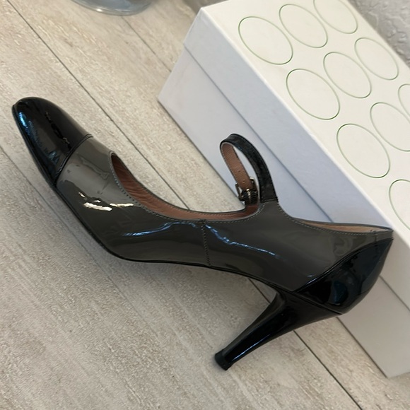 Boden Patent Leather Mary Jane Heels Round Toe Gray Black EU 40 - Picture 2 of 9